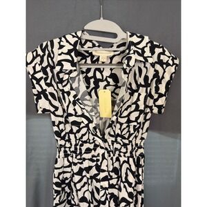 NWT Monteau Los Angeles Dress Womens S Black White Abstract Floral Smocked Waist